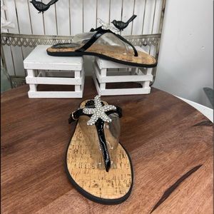 Choose Juicy Frankie Womens Slide Thong Sandals Size 8.